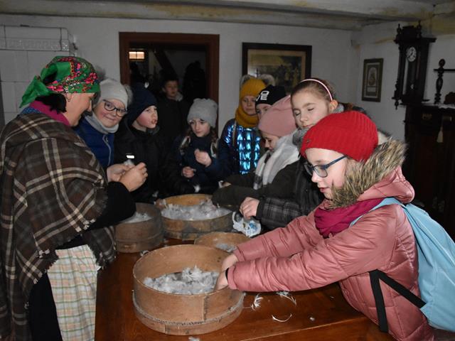 andrzejki skansen13 2019.JPG