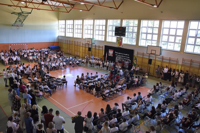 azakonczenie14 2022.JPG