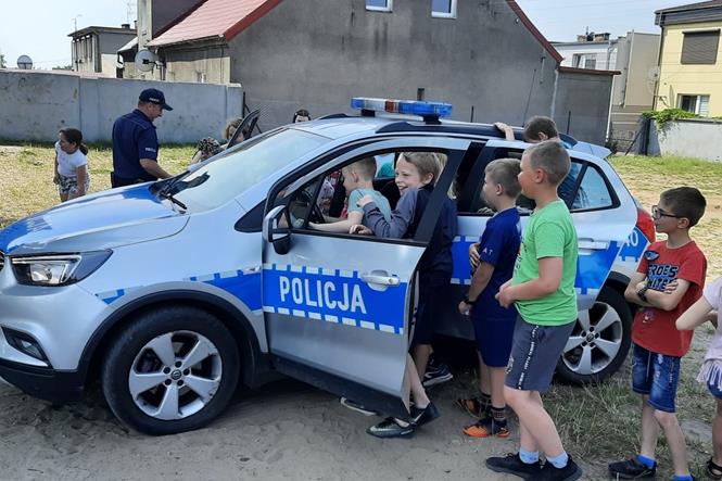 bezpieczni policjanci5 2023.jpg