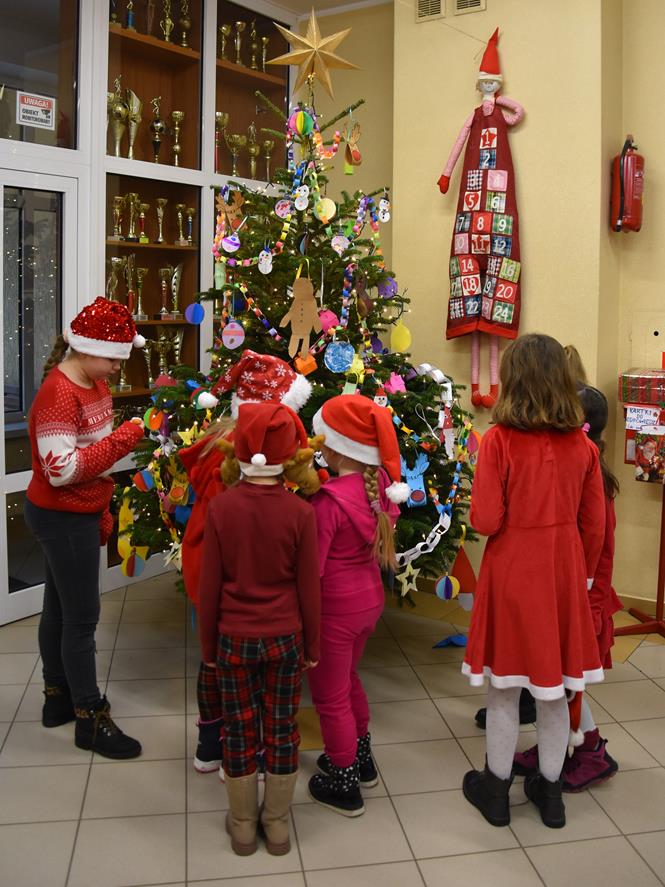 choinaJL 10 2023.JPG