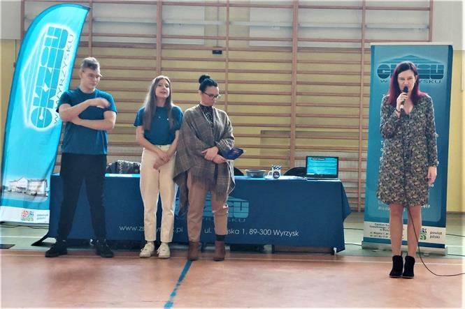 gielda szkol 7 2023.jpg