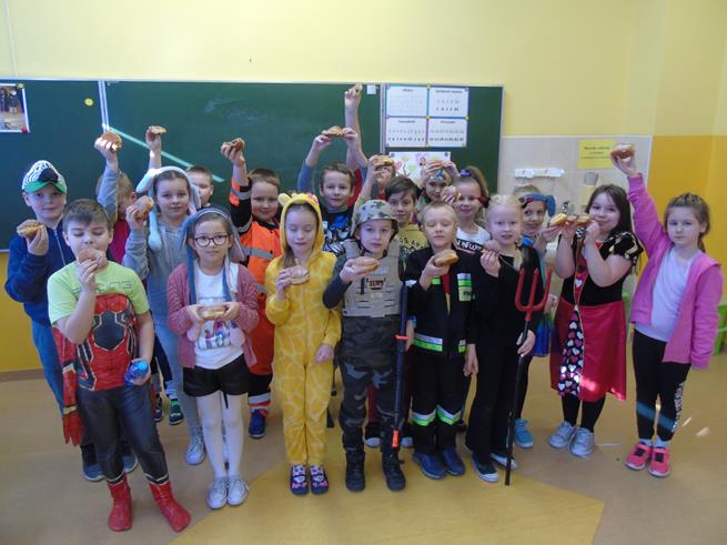 karnawal paczki13 2022.JPG