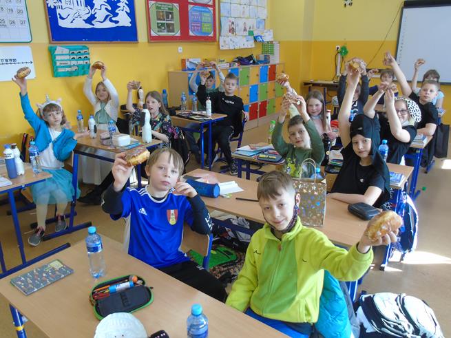 karnawal paczki14 2022.JPG