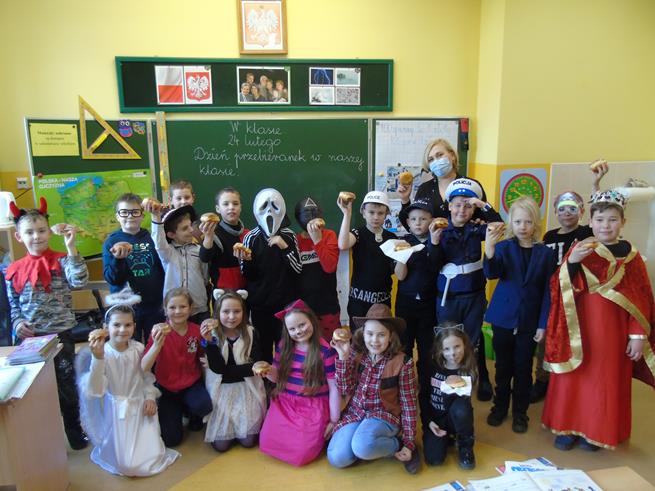 karnawal paczki16 2022.JPG