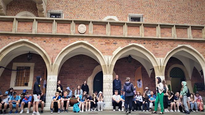 krakow osme 11 2023.jpg