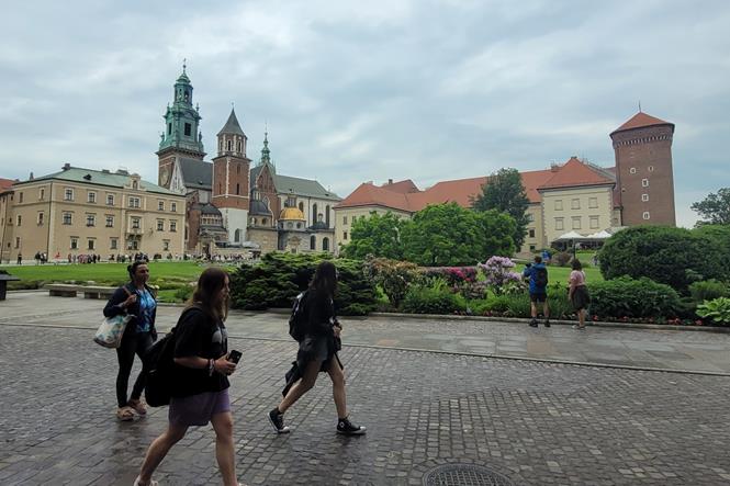 krakow osme 14 2023.jpg