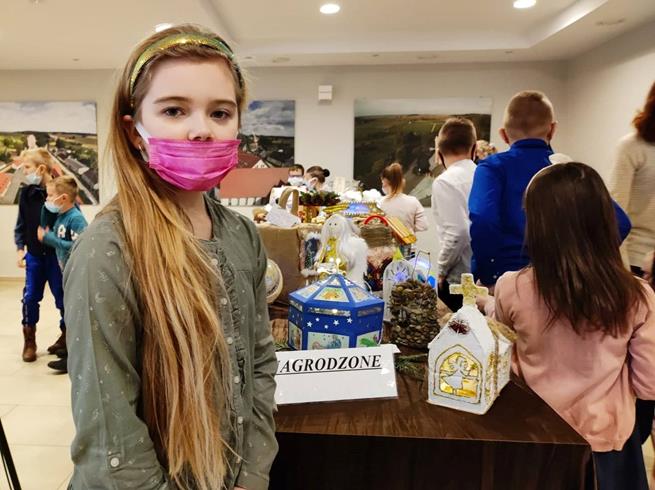 lampa roratnia6s 2021.jpg