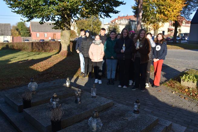 pamieta szkola 5 2021.JPG