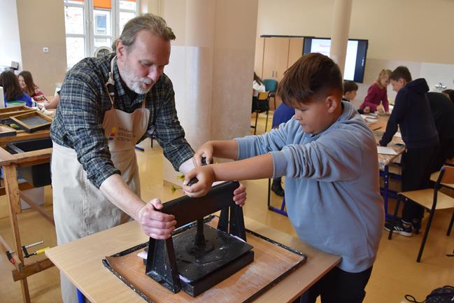 papiernicy22 2023.JPG