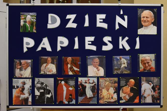 papieski13a 2024.JPG