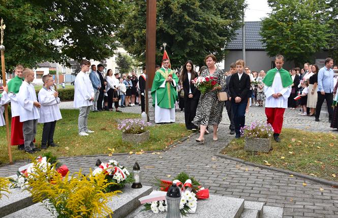 pomnik wojna5 2025.JPG