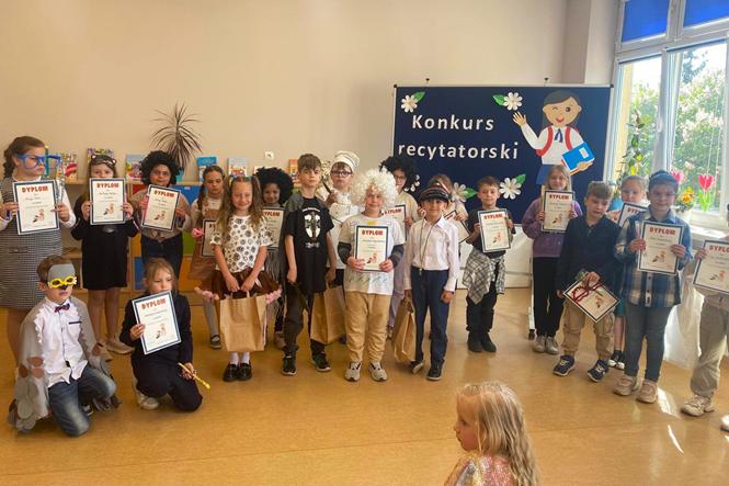 recytatorskiAA1 2025.jpg