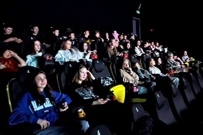 siodmekino2 2024.jpg