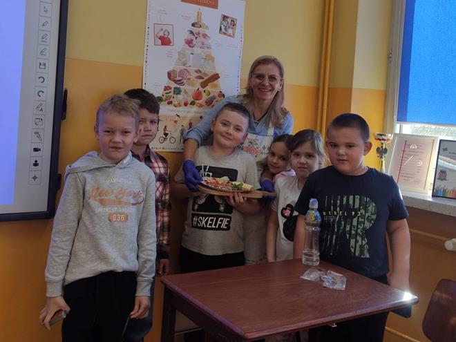 sniadanie10 2022 moc.jpg