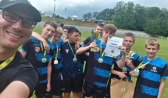 stella szamocin2 2023.jpg