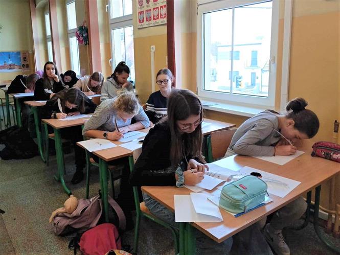 szymborska piora2 2023.jpg