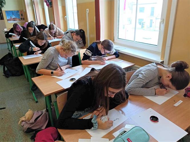 szymborska piora3 2023.jpg