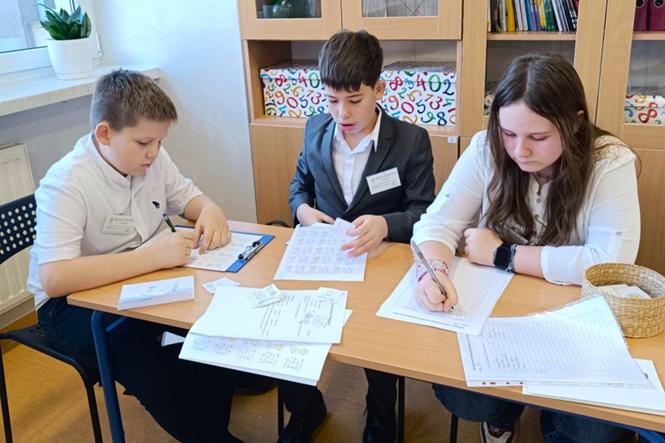 tabliczka 7 2025abc.jpg