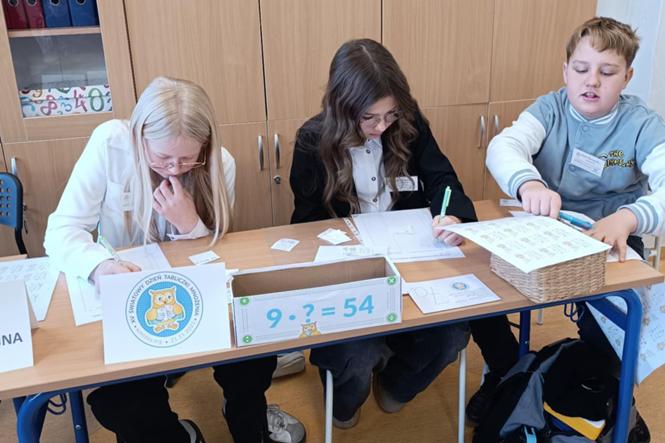 tabliczka 8 2025abc.jpg