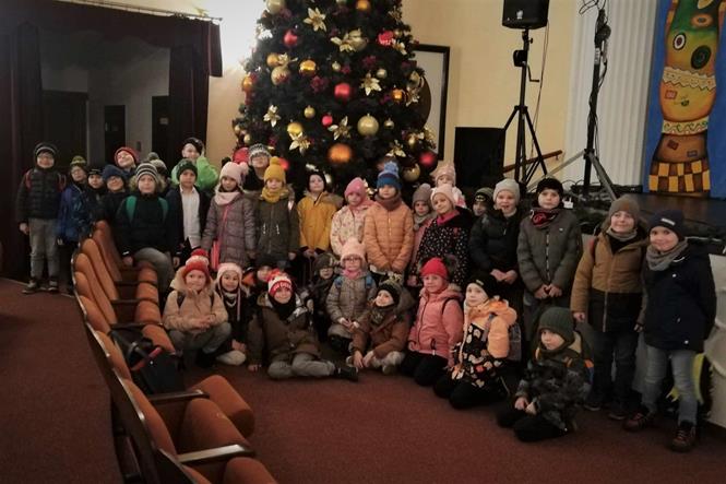 teatr zimowy2 2023.jpg