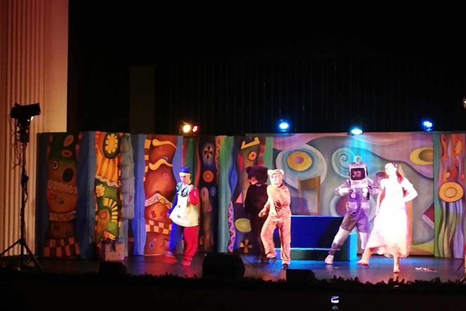 teatr zimowy3 2023.jpg