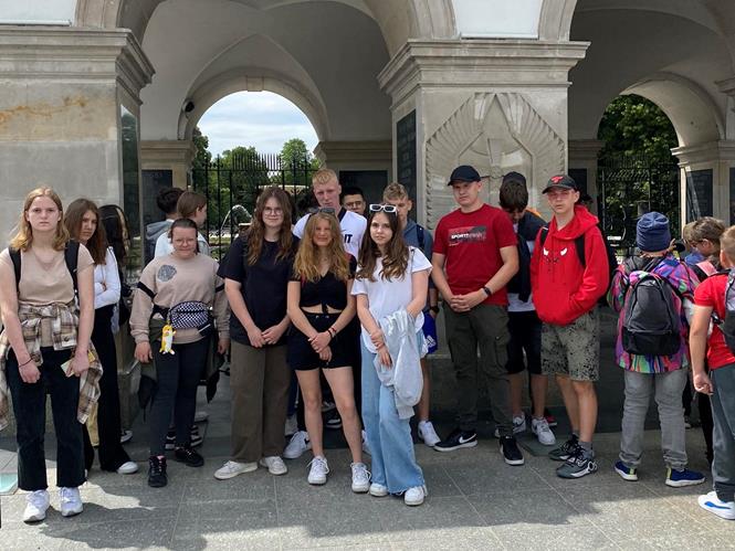 warszawa szturo10 2023.jpg