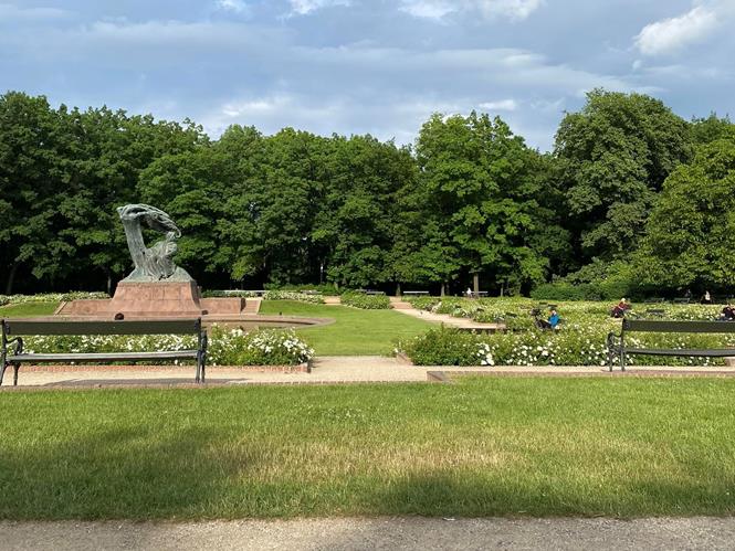 warszawa szturo14 2023.jpg