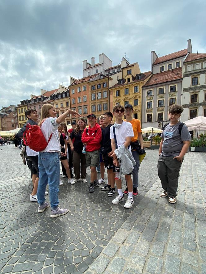 warszawa szturo9 2023.jpg