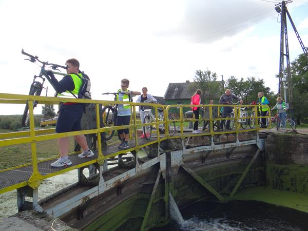 wycieczka sluza11 2019.JPG