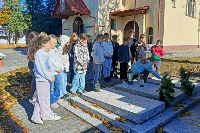 zapal znicz4 2025.jpg