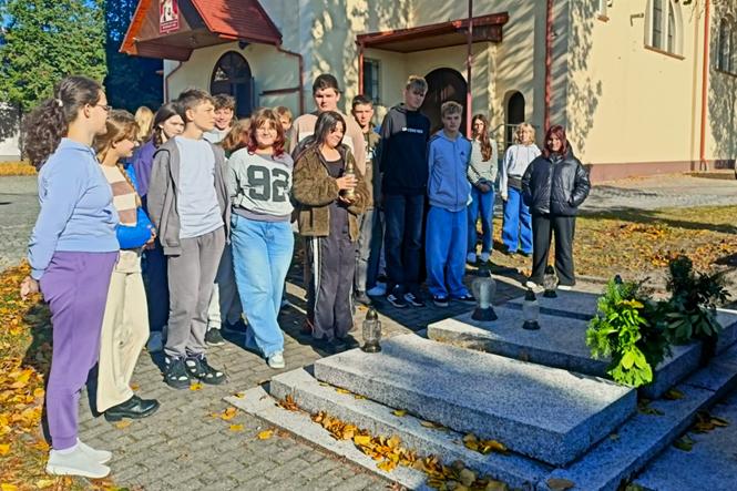 zapal znicz5 2025.jpg